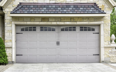 6 Easy Ways To Stay Safe While Operating A Garage Door